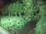 02 : 32
