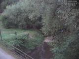 05 : 32