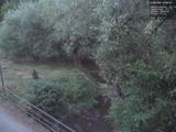 05 : 32