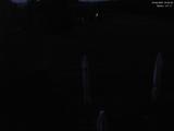 03 : 04