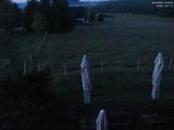 03 : 32
