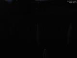 03 : 04