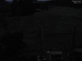 03 : 04