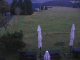01 : 48