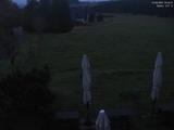 05 : 44