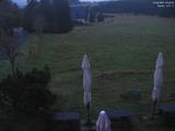 05 : 48