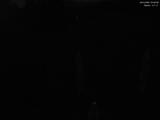 03 : 00