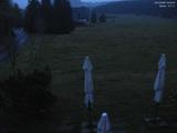 06 : 32
