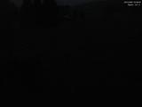 22 : 08