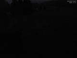 23 : 00