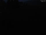 19 : 04