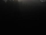 02 : 00