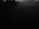 03 : 00