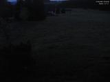 03 : 32