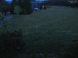 22 : 08