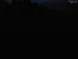 03 : 04