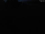 03 : 32