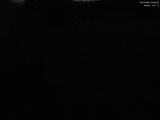 23 : 04