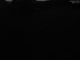 23 : 04