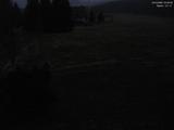 03 : 00