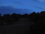 04 : 00