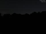 23 : 04
