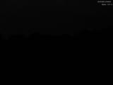 22 : 08
