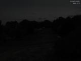 02 : 00