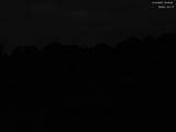03 : 00