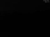 23 : 00