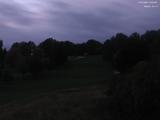 19 : 04