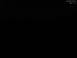03 : 00