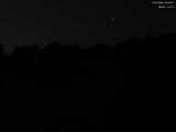 23 : 08
