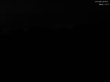 23 : 08