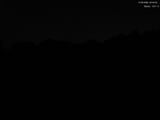 22 : 04
