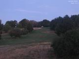 06 : 00