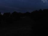 06 : 00