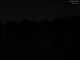 22 : 04