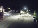 02 : 00