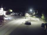 23 : 04