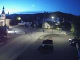 04 : 00