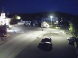 22 : 04