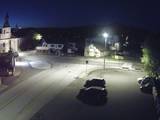 03 : 32