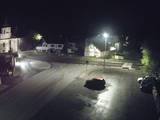 03 : 00