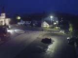 04 : 00