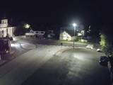 01 : 44