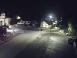 01 : 48