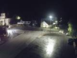 02 : 48