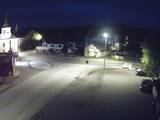 22 : 08