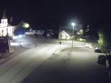 23 : 00